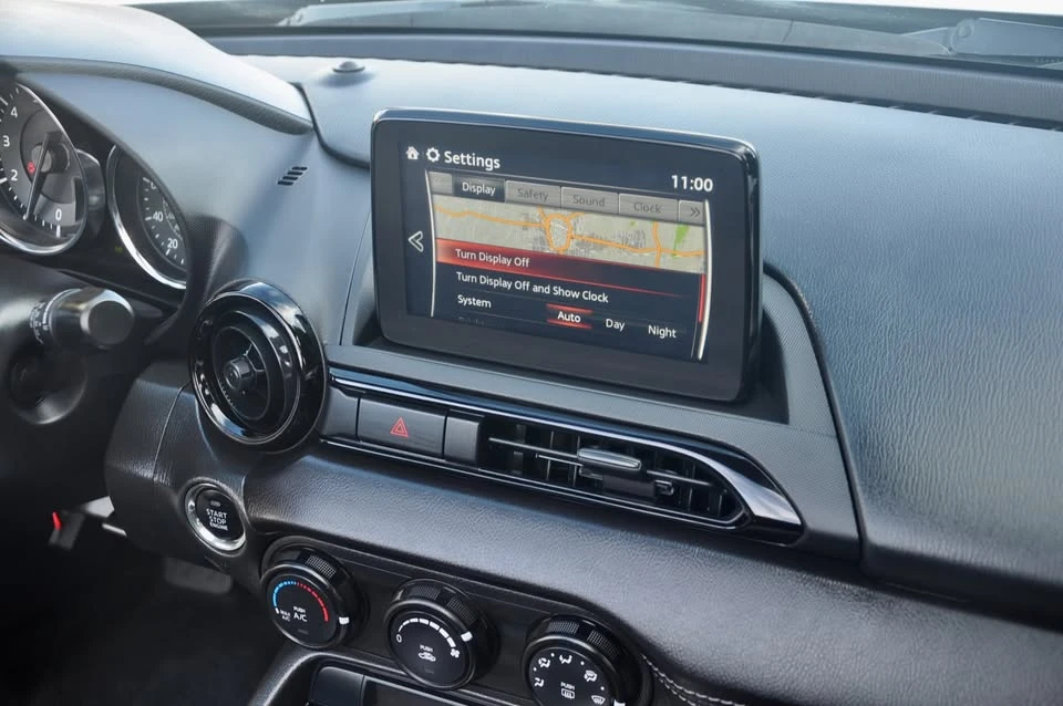 2023 Mazda ND MX-5 Miata - Image 17 of 20