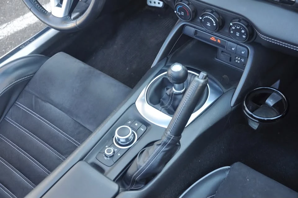 2023 Mazda ND MX-5 Miata - Image 16 of 20