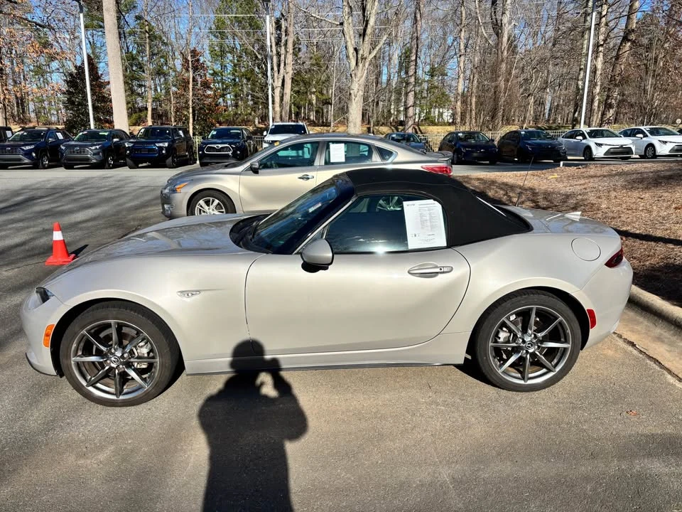 2023 Mazda ND MX-5 Miata - Image 2 of 4