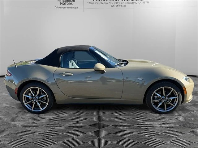 2023 Mazda ND MX-5 Miata - Image 4 of 18