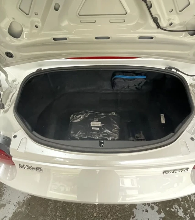 2023 Mazda ND MX-5 Miata - Image 8 of 11