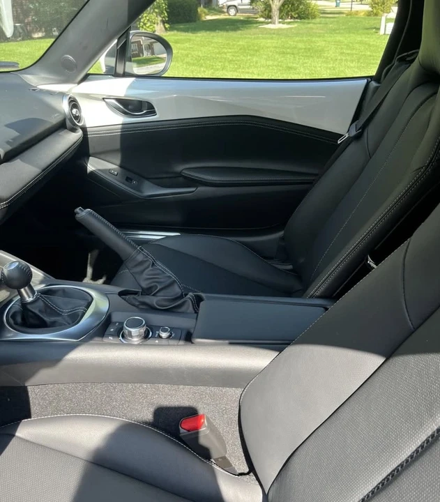 2023 Mazda ND MX-5 Miata - Image 5 of 11
