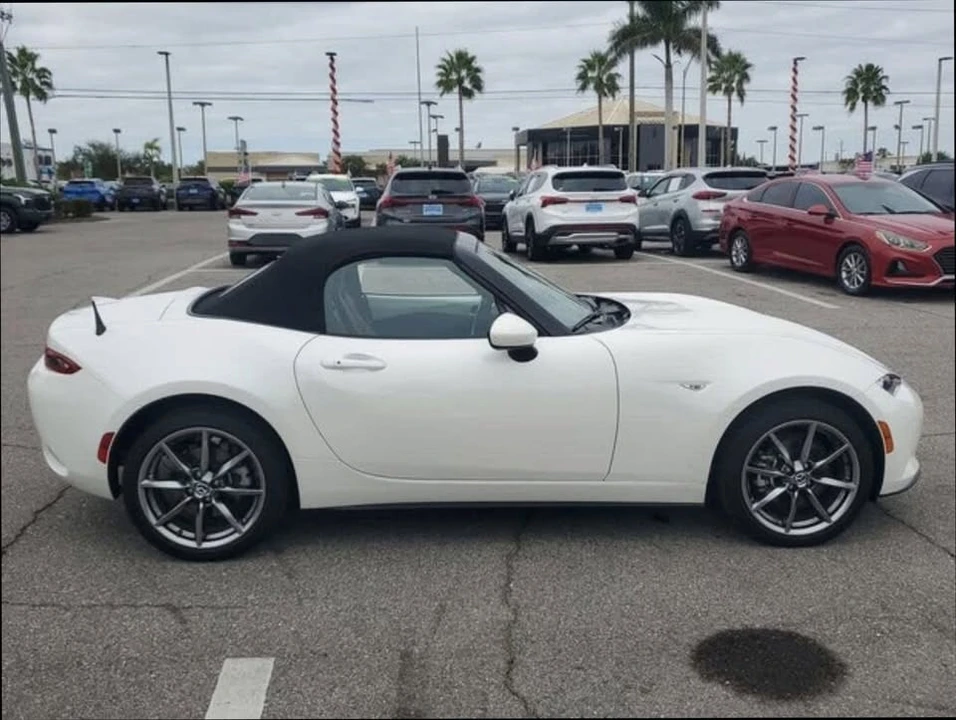 2023 Mazda ND MX-5 Miata - Image 8 of 15