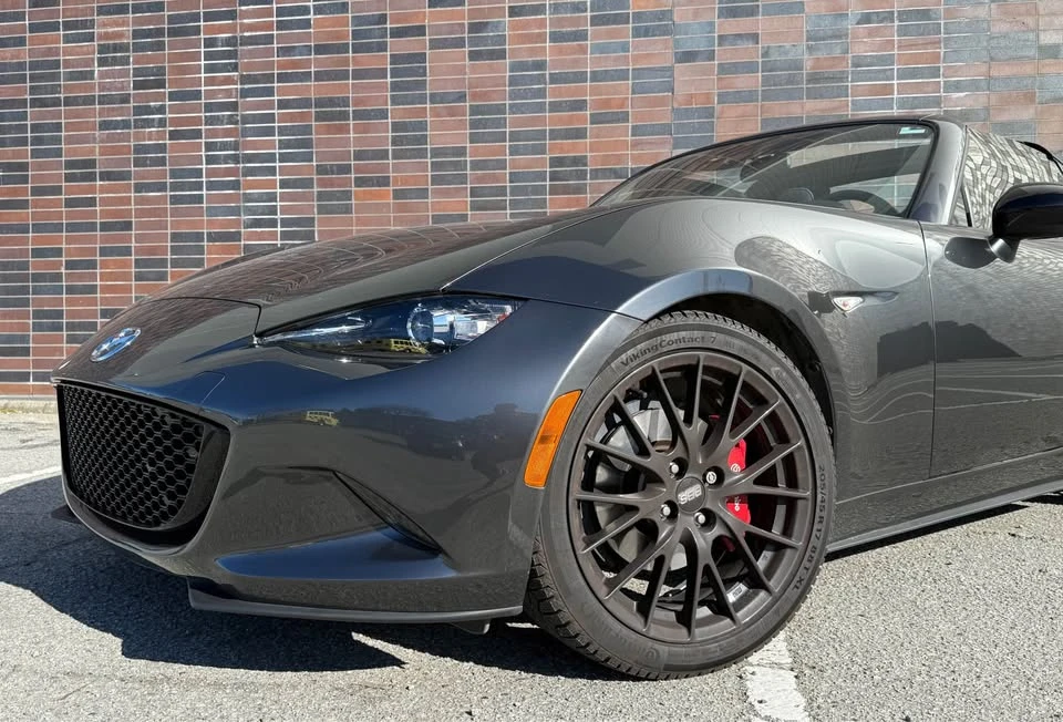 2023 Mazda ND MX-5 Miata - Image 2 of 9