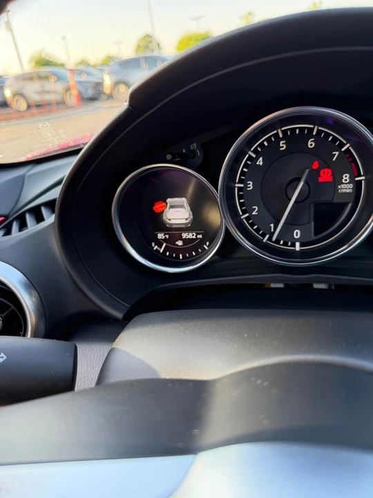 2023 Mazda ND MX-5 Miata - Image 8 of 8