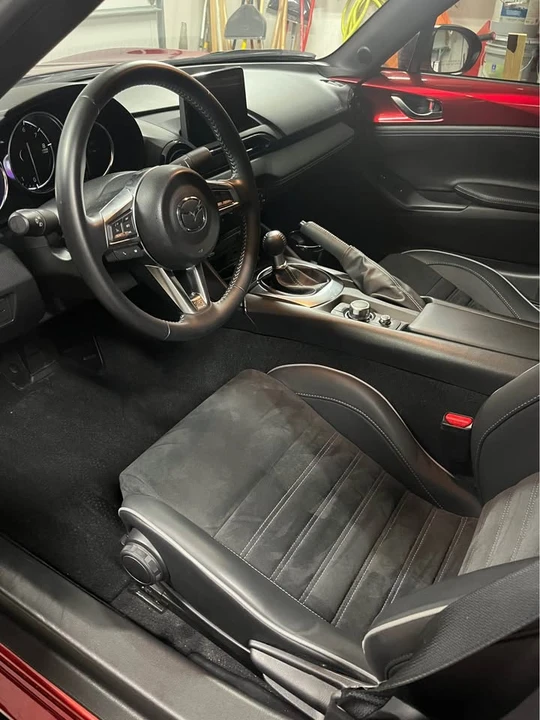 2023 Mazda ND MX-5 Miata - Image 7 of 8