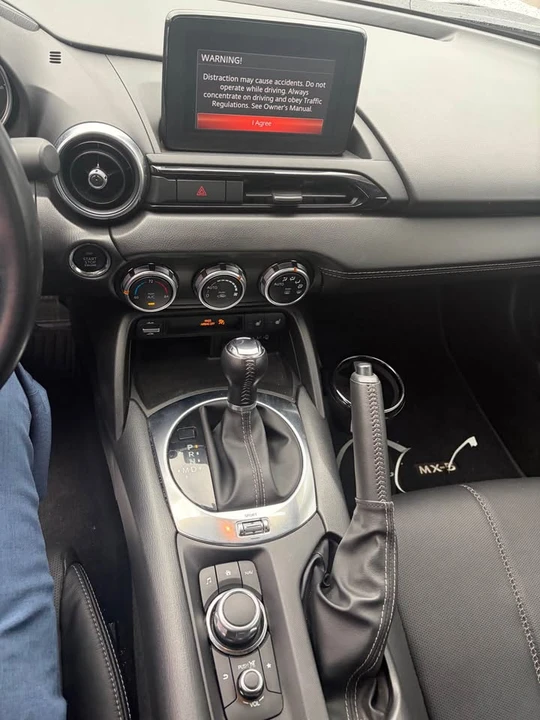 2023 Mazda ND MX-5 Miata - Image 8 of 9