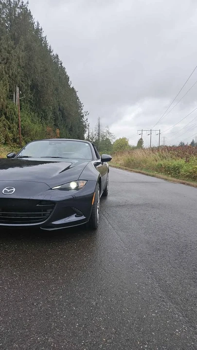 2023 Mazda ND MX-5 Miata - Image 2 of 10