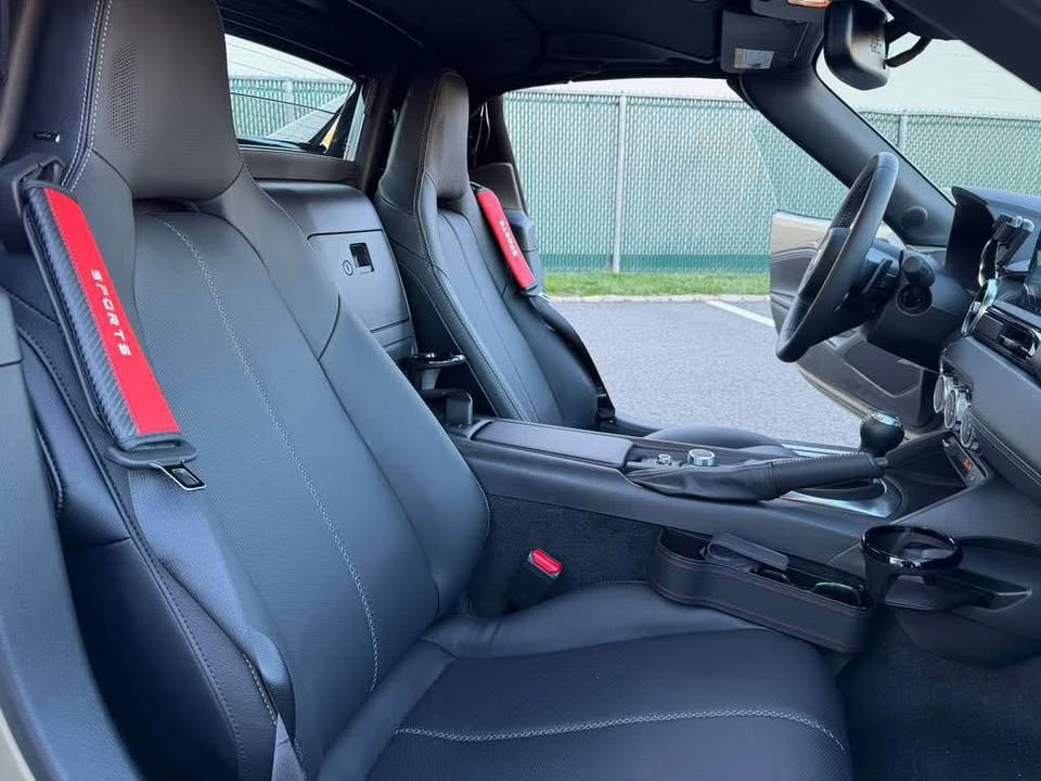 2023 Mazda ND MX-5 Miata - Image 18 of 19