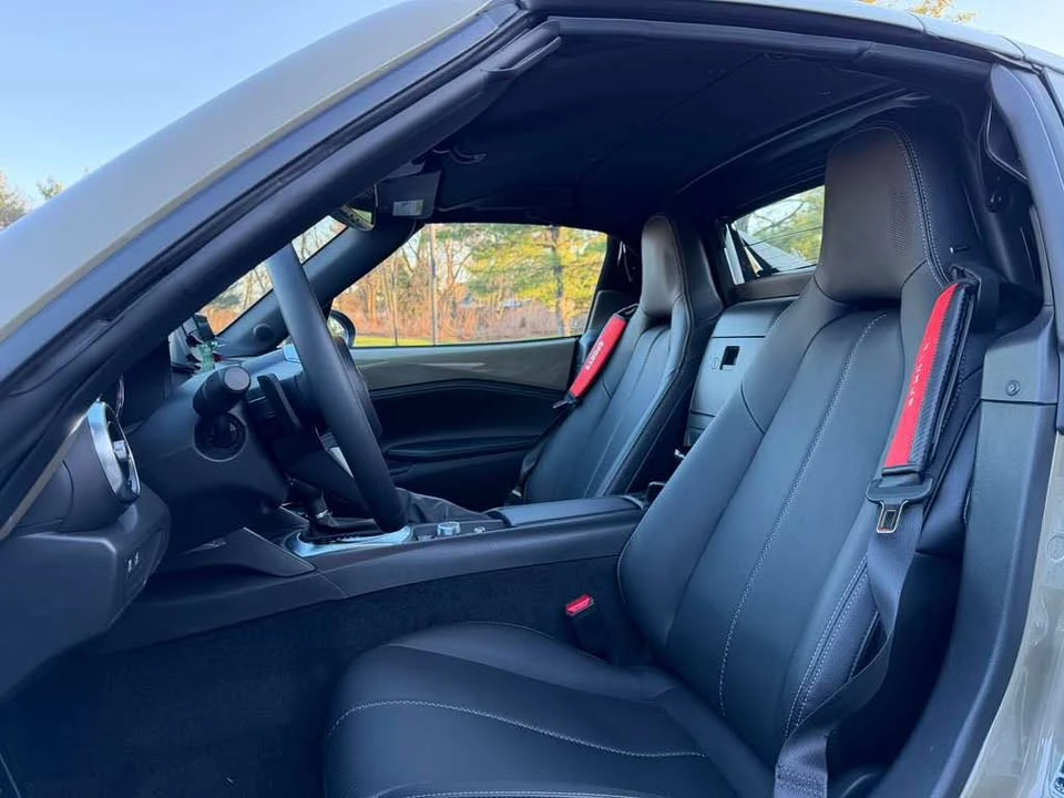 2023 Mazda ND MX-5 Miata - Image 15 of 19