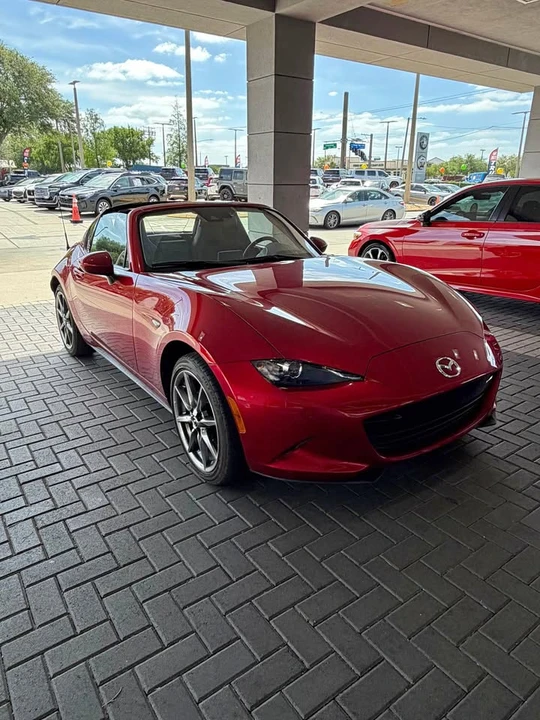 2023 Mazda ND MX-5 Miata - Image 2 of 8