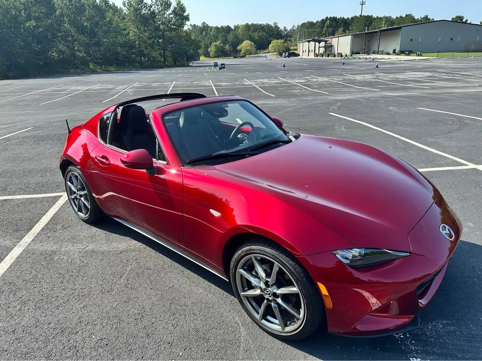 2023 Mazda ND MX-5 Miata - Image 9 of 10