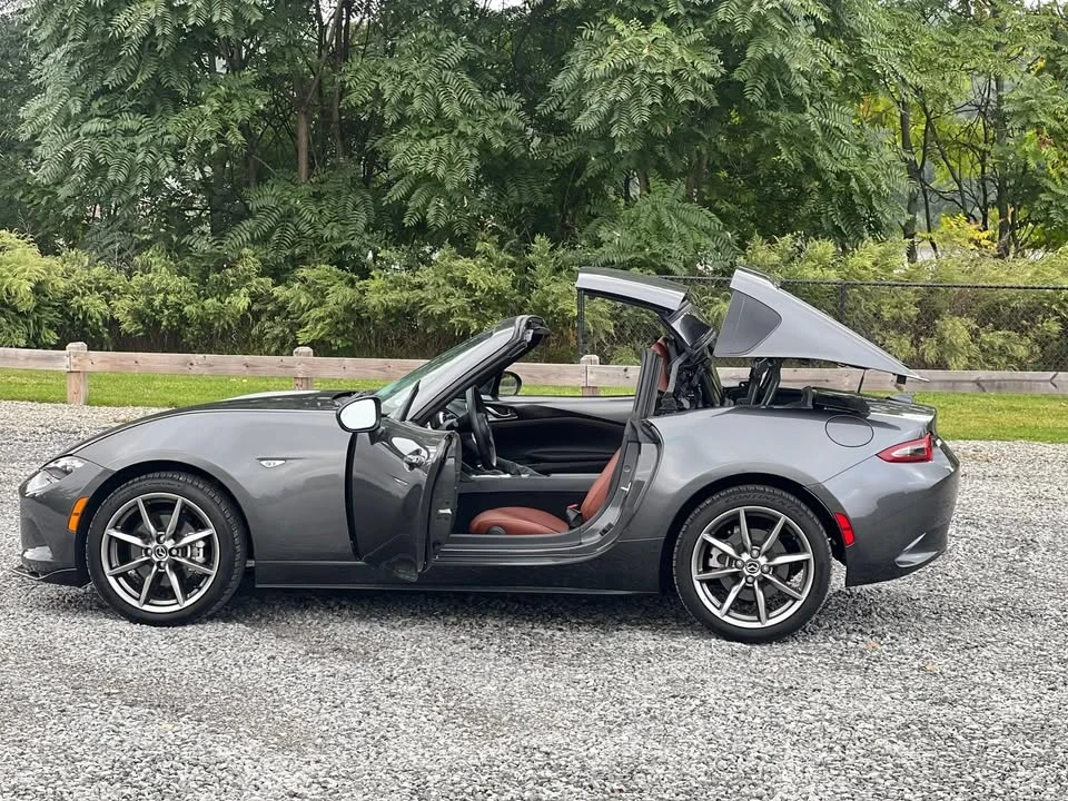 2023 Mazda ND MX-5 Miata - Image 10 of 11