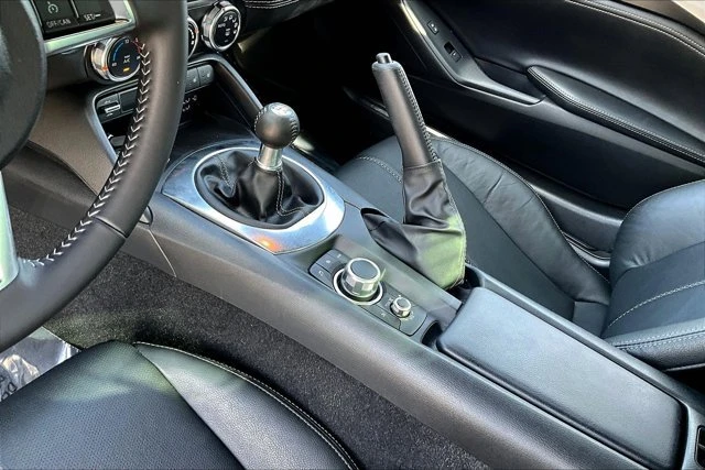 2023 Mazda ND MX-5 Miata - Image 10 of 16