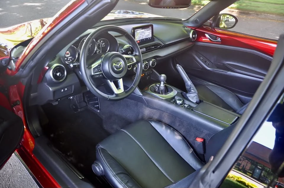 2023 Mazda ND MX-5 Miata - Image 11 of 20