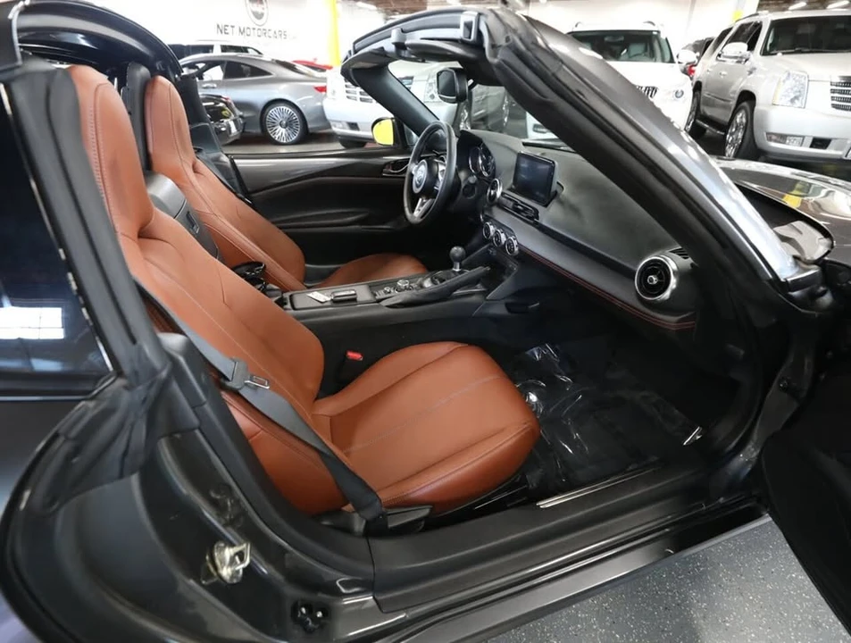 2023 Mazda ND MX-5 Miata - Image 11 of 19