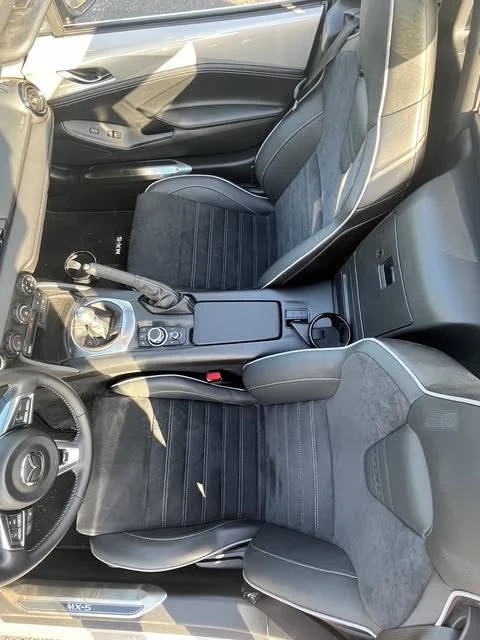 2023 Mazda ND MX-5 Miata - Image 9 of 13