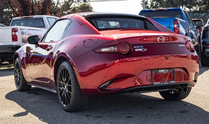 2023 Mazda ND MX-5 Miata - Image 2 of 8