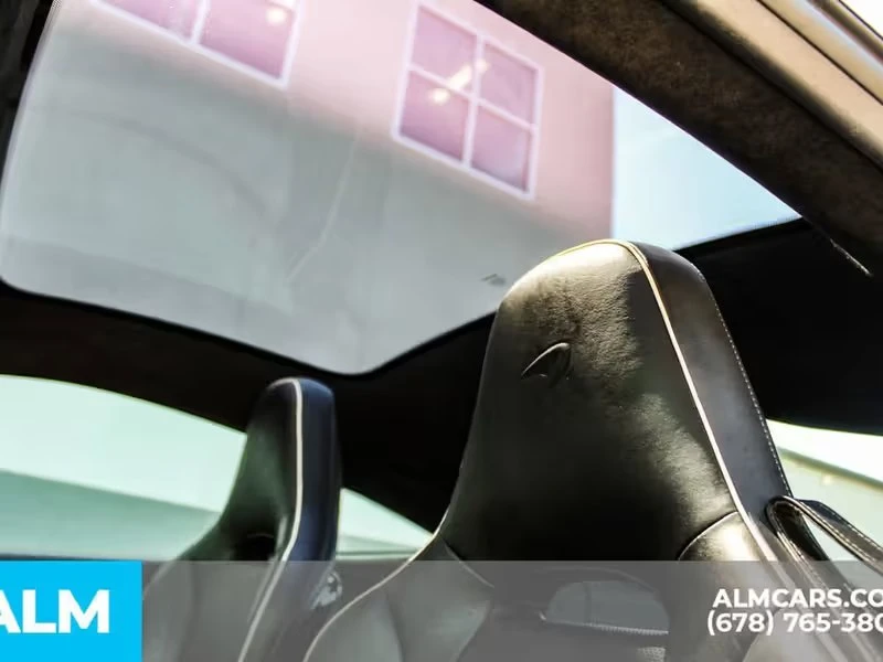 2023 McLaren GT - Image 15 of 16