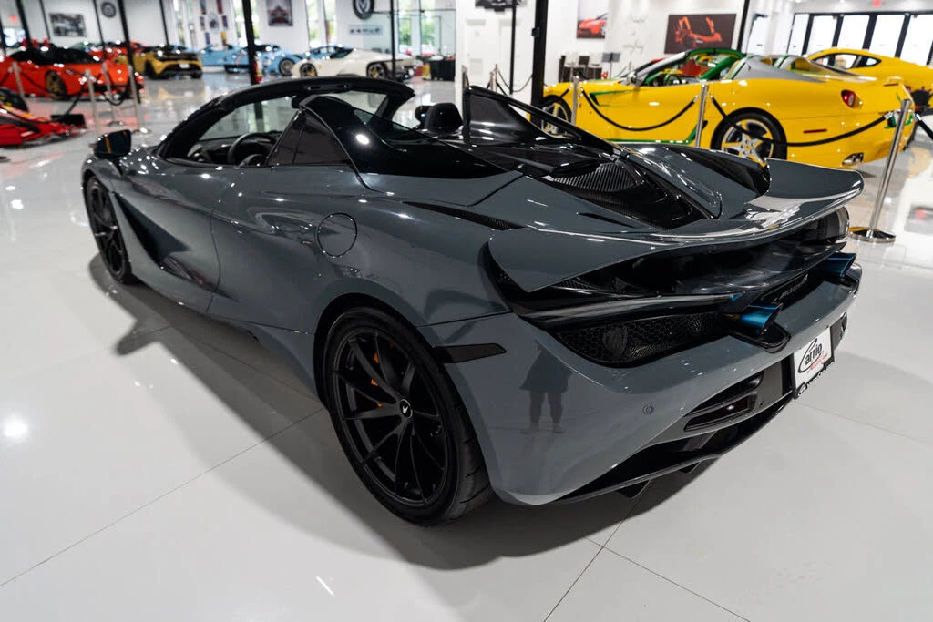 2023 McLaren 720S Spider - Image 5 of 31