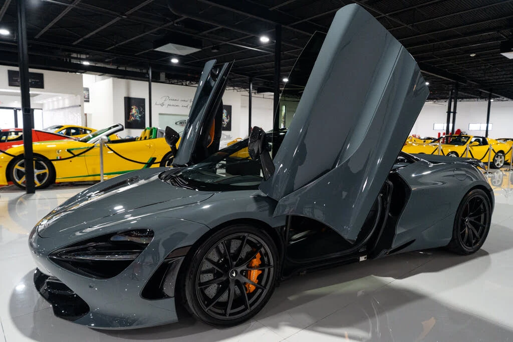 2023 McLaren 720S Spider - Image 11 of 31