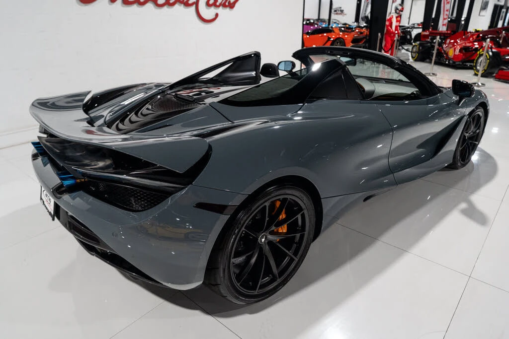 2023 McLaren 720S Spider - Image 7 of 31