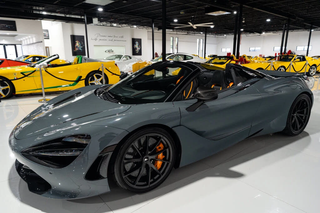 2023 McLaren 720S Spider - Image 3 of 31