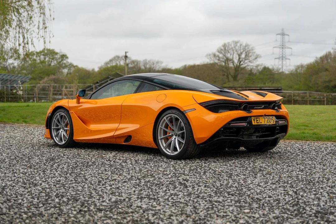 2023 McLaren 720S - Image 9 of 31