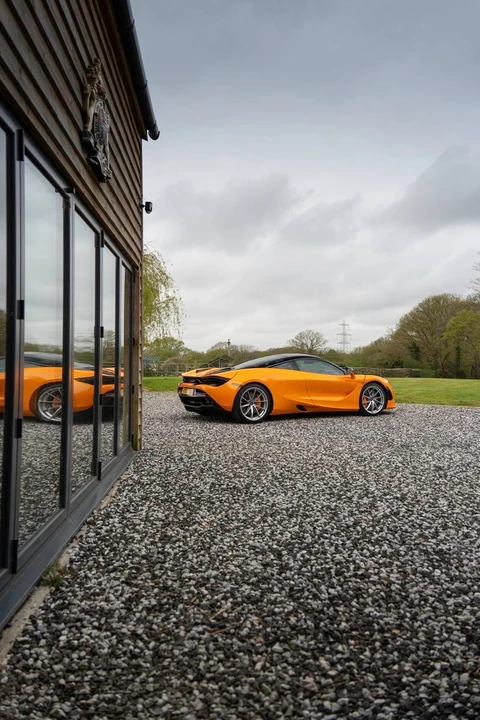 2023 McLaren 720S - Image 7 of 31