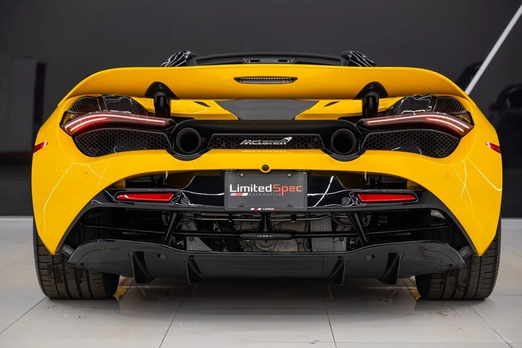 2023 McLaren 720S - Image 17 of 21