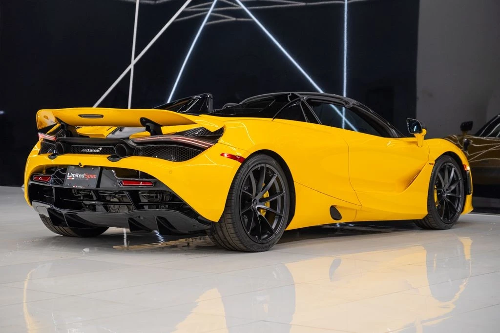 2023 McLaren 720S - Image 19 of 21