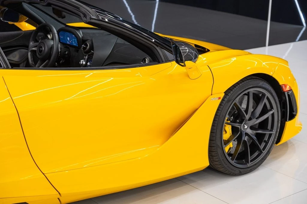 2023 McLaren 720S - Image 12 of 21