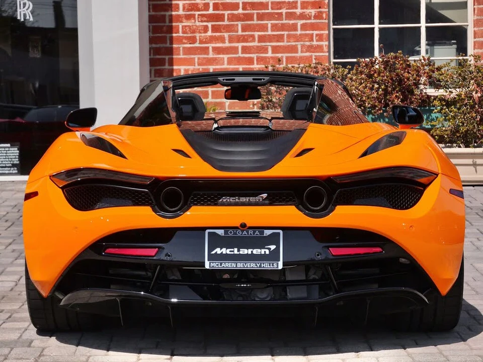 2023 McLaren 720S Spider - Image 5 of 31