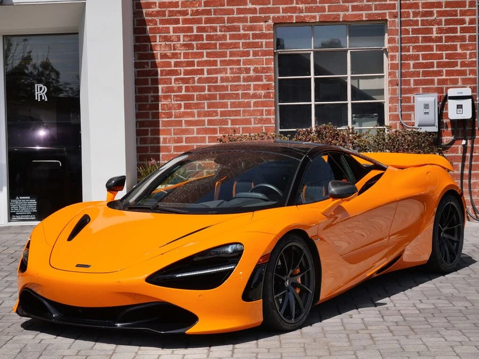 2023 McLaren 720S Spider - Image 22 of 31