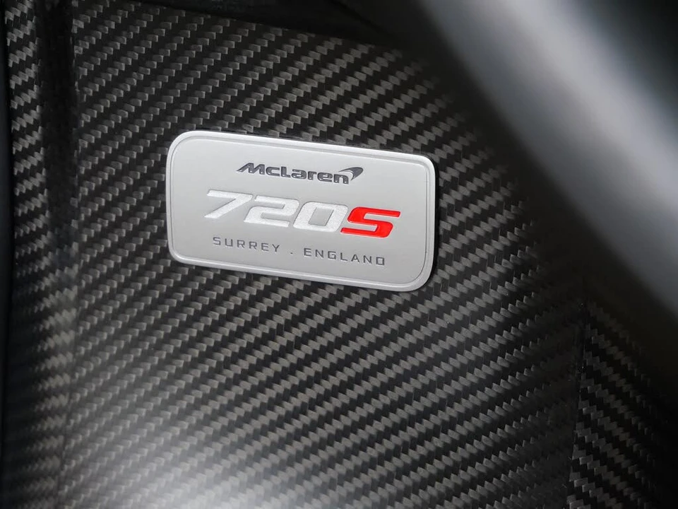 2023 McLaren 720S Spider - Image 30 of 31