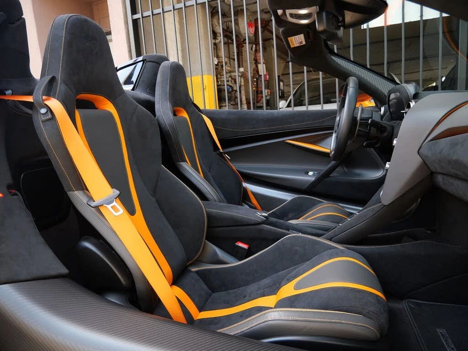 2023 McLaren 720S Spider - Image 11 of 31