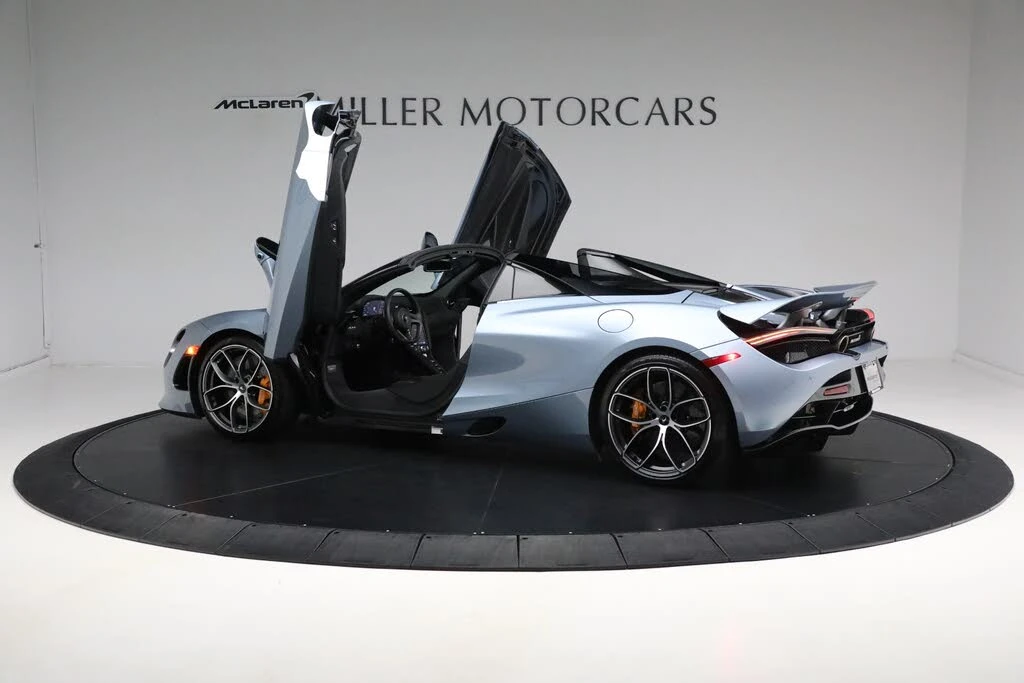 2023 McLaren 720S Spider - Image 17 of 31
