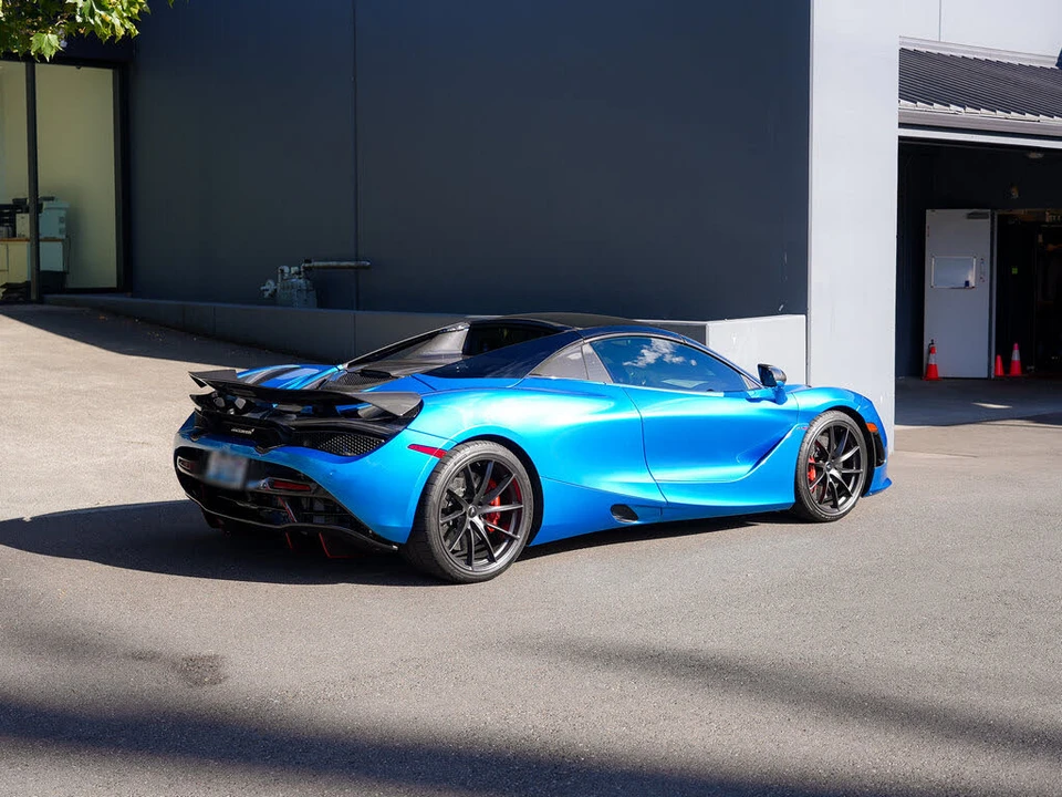 2023 McLaren 720S Spider - Image 3 of 5