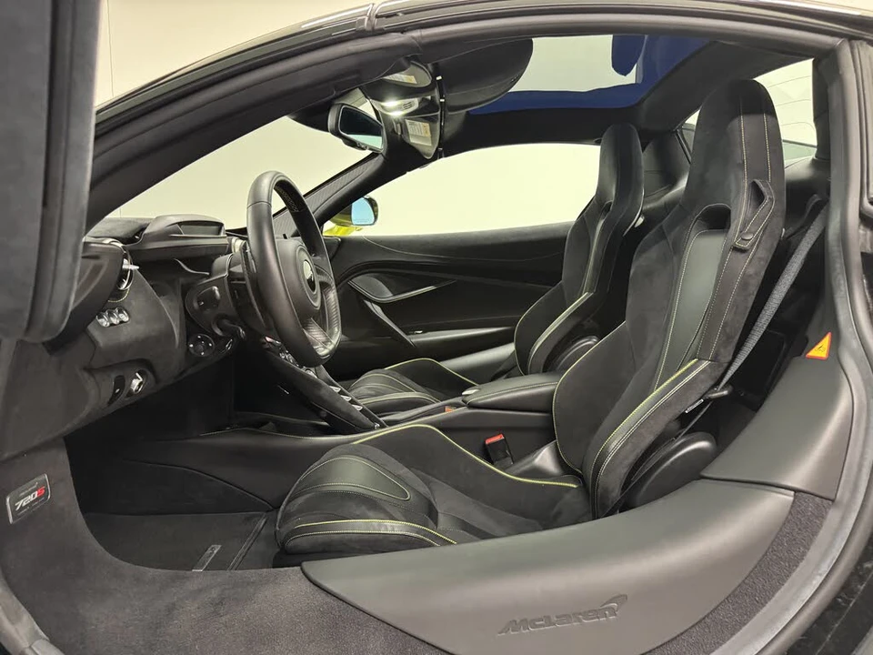 2023 McLaren 720S Spider - Image 8 of 13