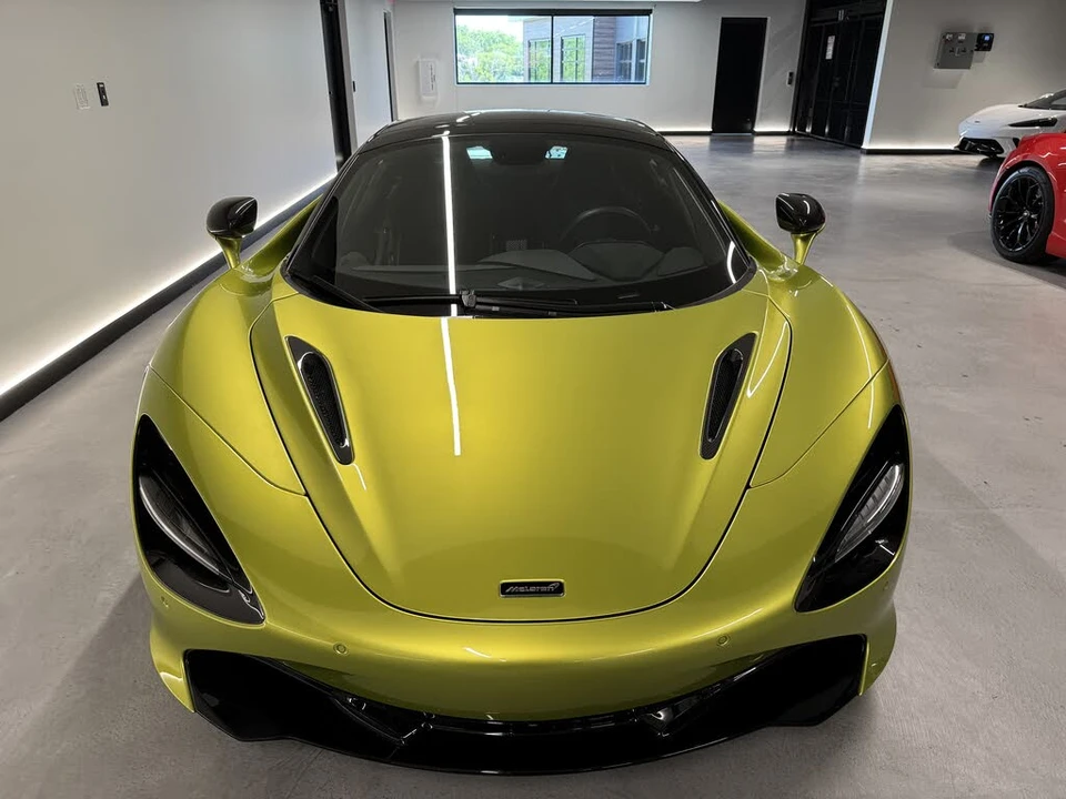 2023 McLaren 720S Spider - Image 7 of 13