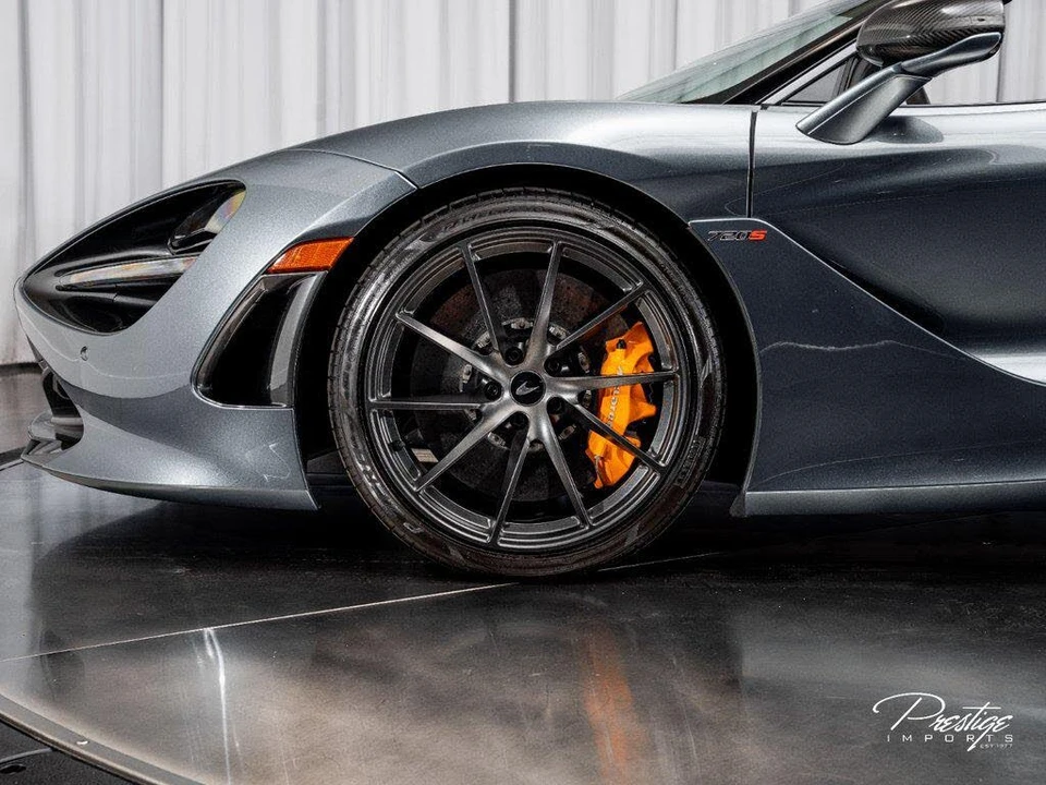 2023 McLaren 720S - Image 18 of 31