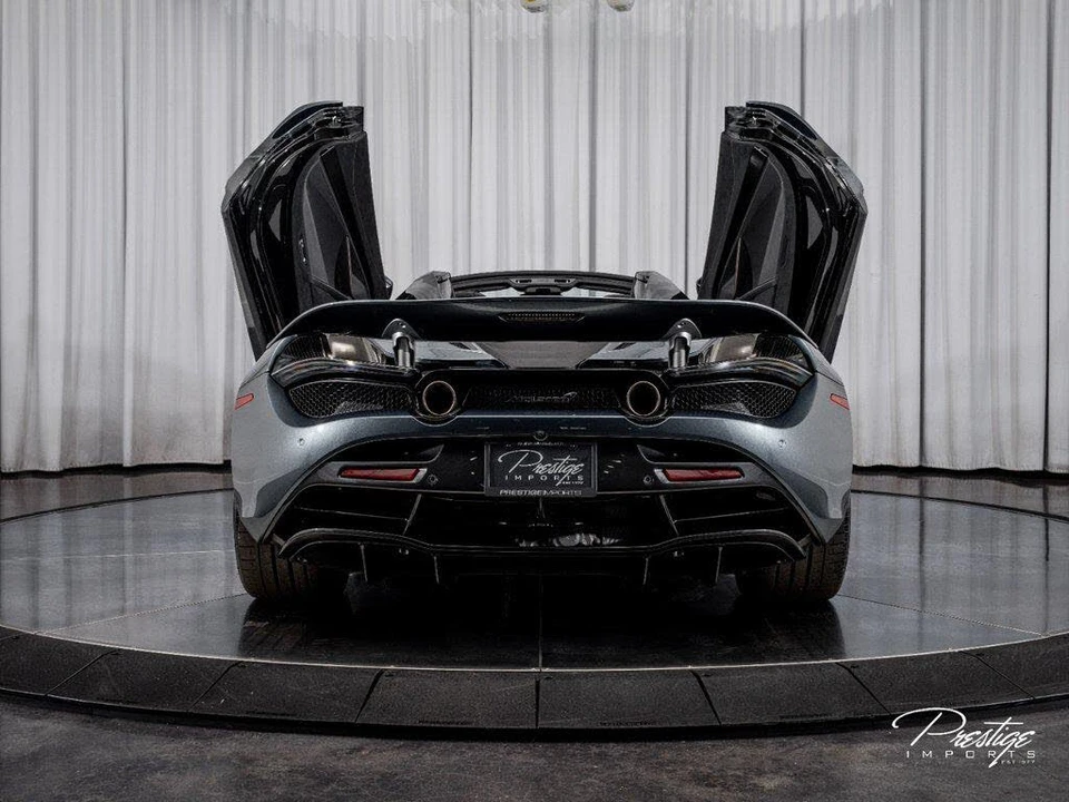 2023 McLaren 720S - Image 24 of 31