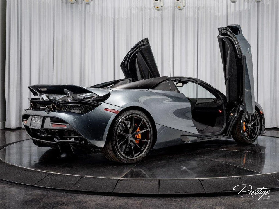 2023 McLaren 720S - Image 29 of 31