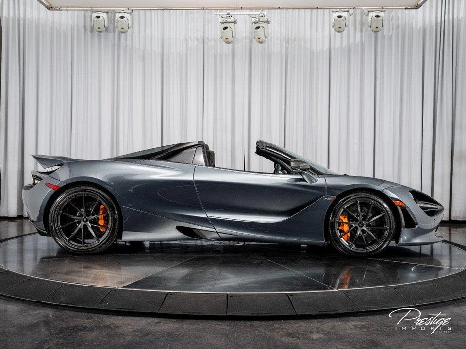 2023 McLaren 720S - Image 30 of 31