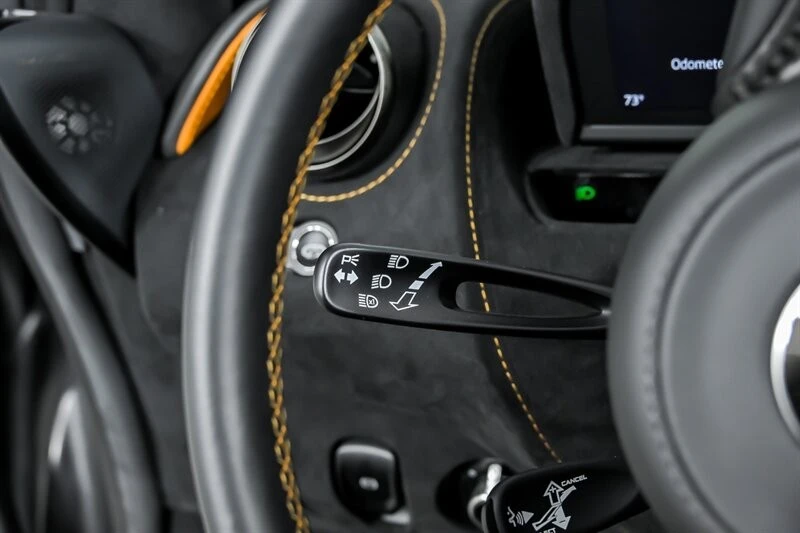 2023 McLaren - Image 30 of 31