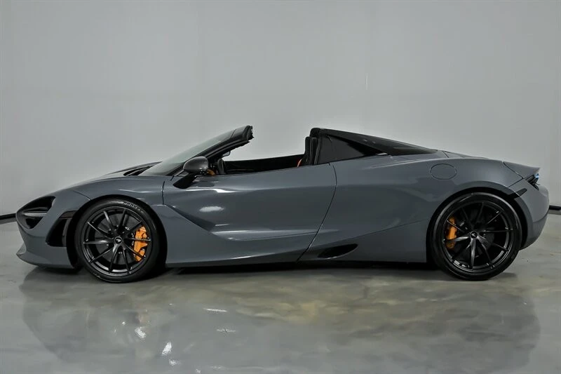 2023 McLaren - Image 9 of 31