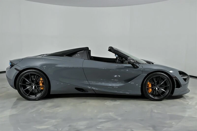 2023 McLaren - Image 15 of 31