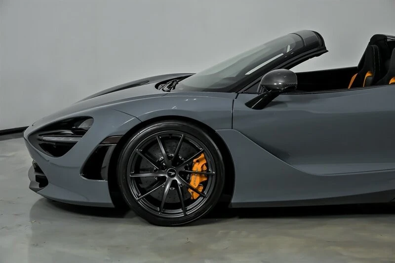 2023 McLaren - Image 8 of 31