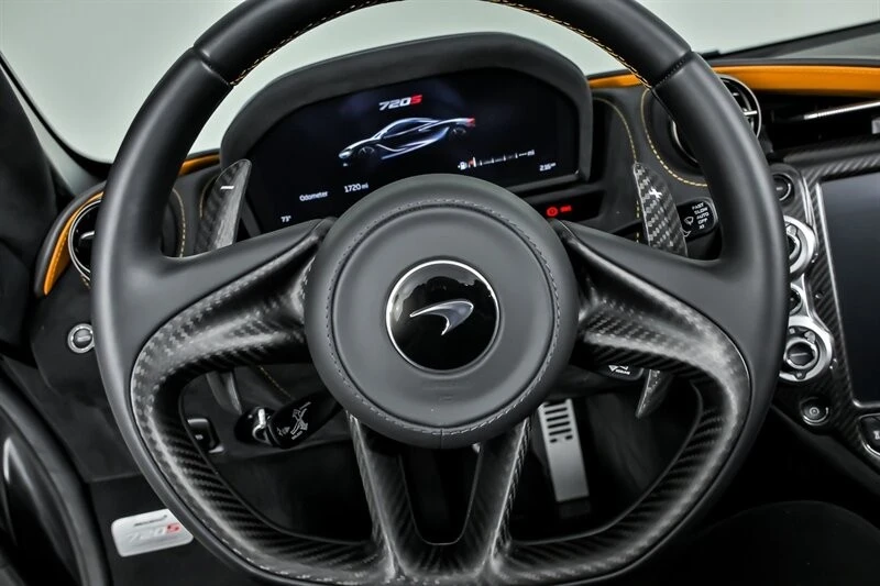 2023 McLaren - Image 29 of 31