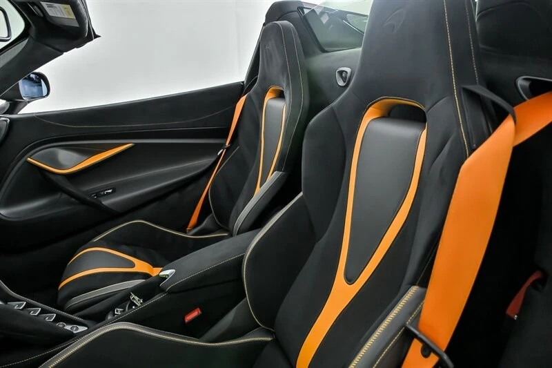 2023 McLaren - Image 24 of 31